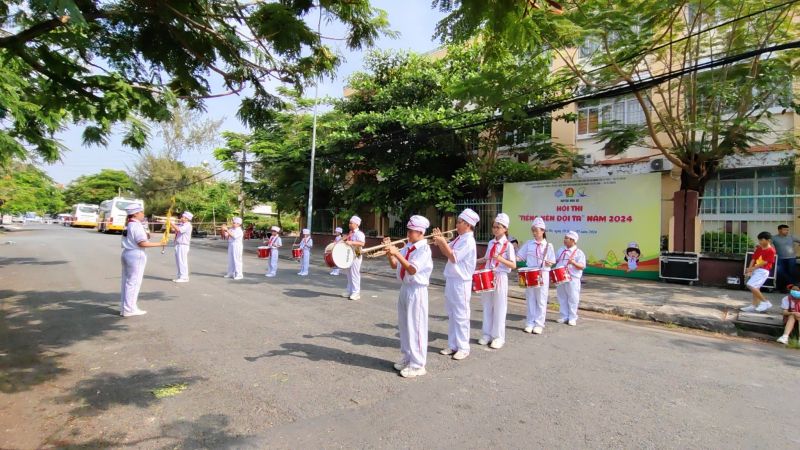 Trường Tiểu Học Lâm Văn Bền