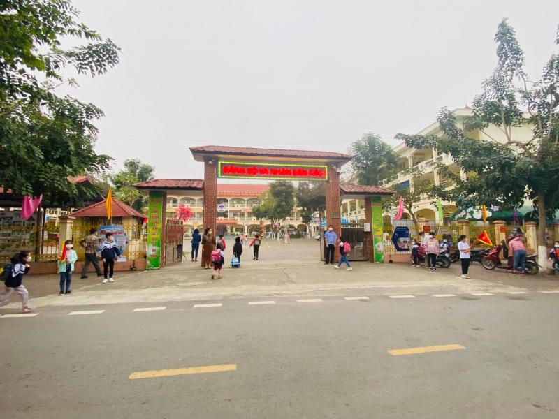 Trường Tiểu học Lê Văn Tám