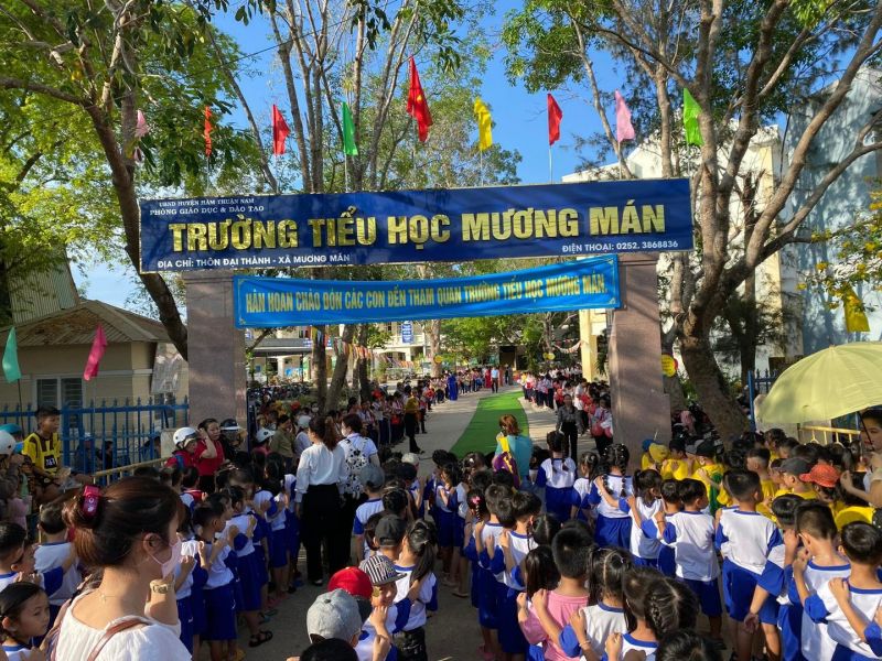 Trường Tiểu học Mương Mán