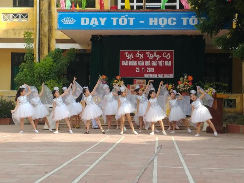 Trường tiểu học Nguyễn Huệ