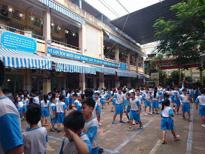 Trường Tiểu Học Tô Vĩnh Diện