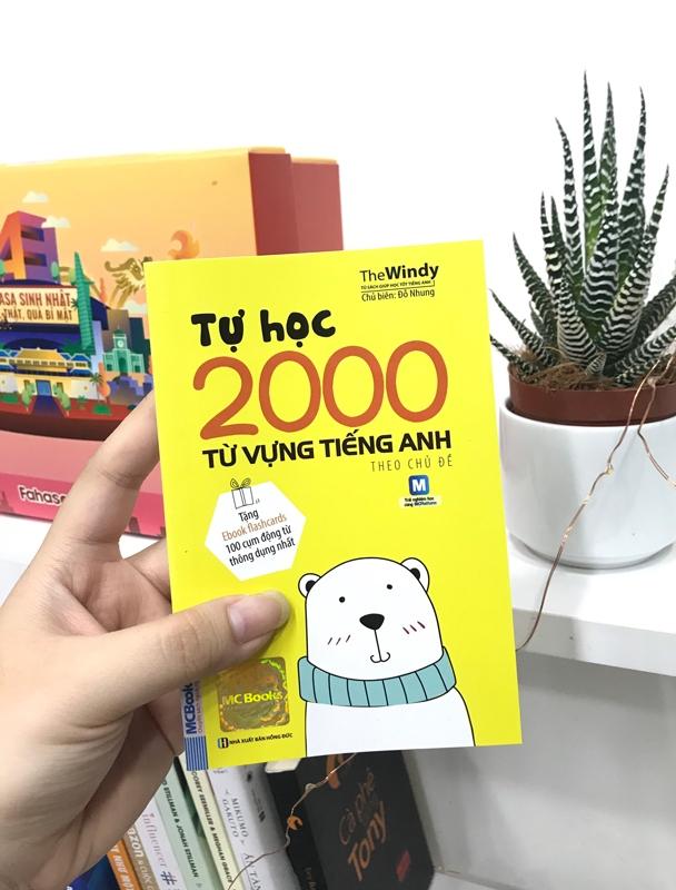 Tự Học 2000 Từ Vựng Tiếng Anh Theo Chủ Đề (Tái Bản)