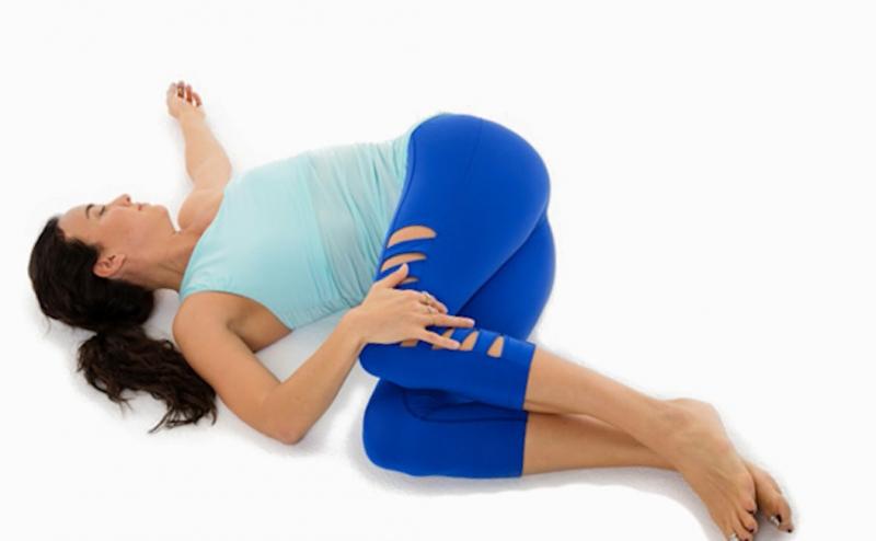 Tư thế yoga giúp bạn ngủ ngon giấc