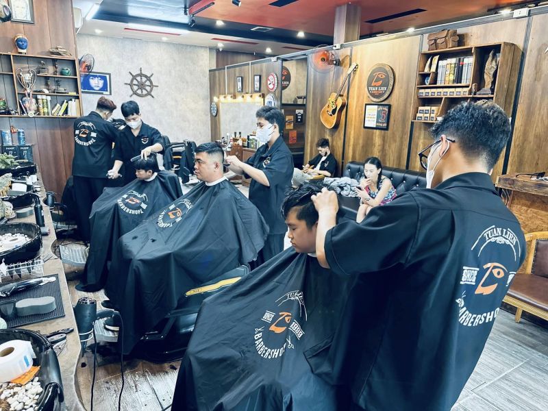 Tuấn Liên Barber shop