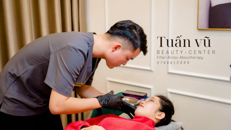 Tuấn Vũ Filler - Botox