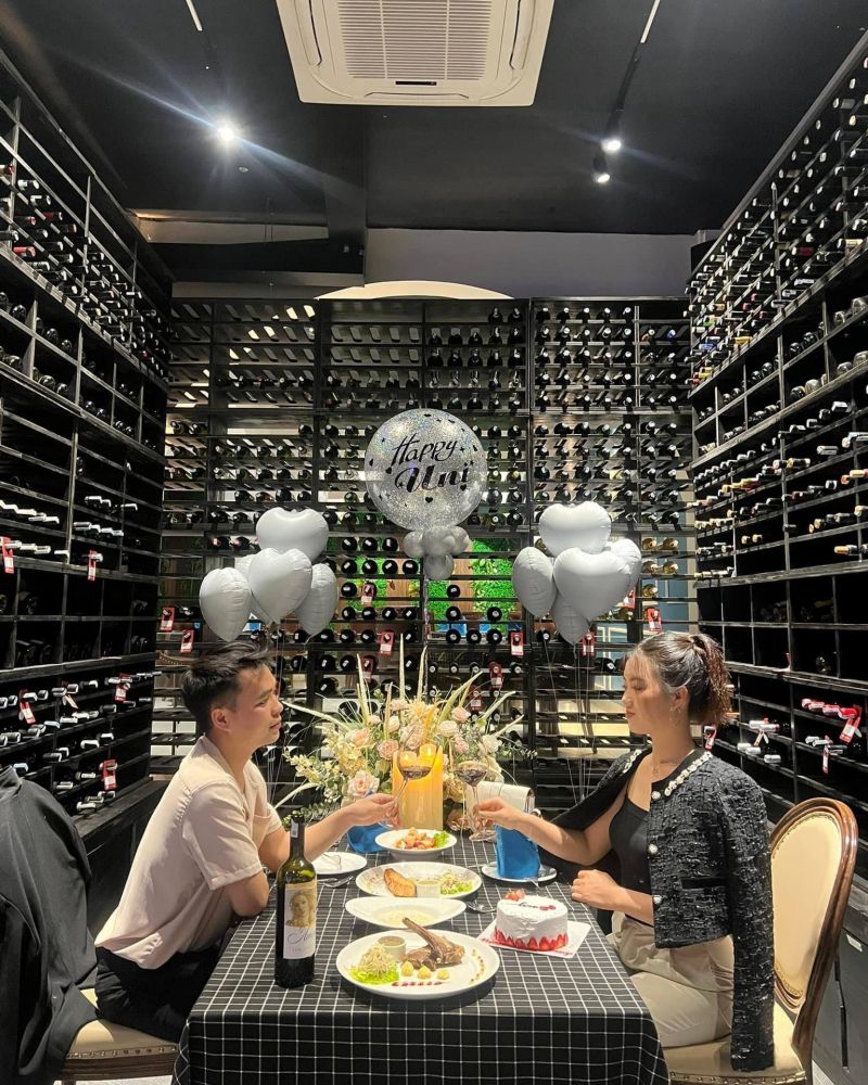 Túc Mạch - Wine & Restaurant