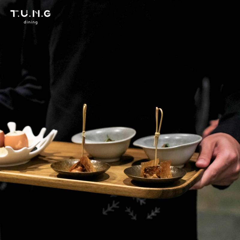 T.U.N.G dining