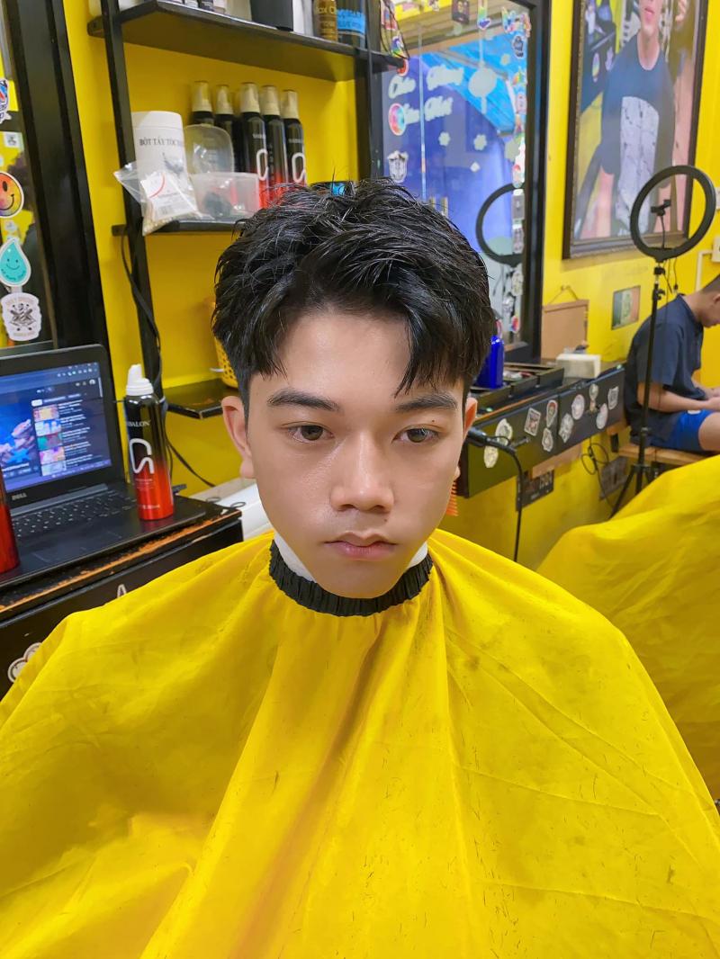 Tùng Kon Barber Shop