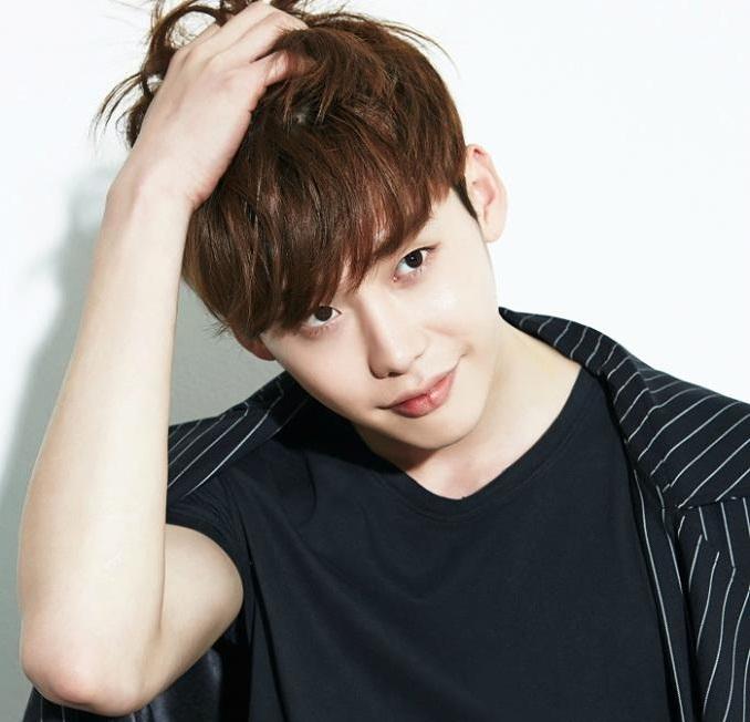 Lee jong suk