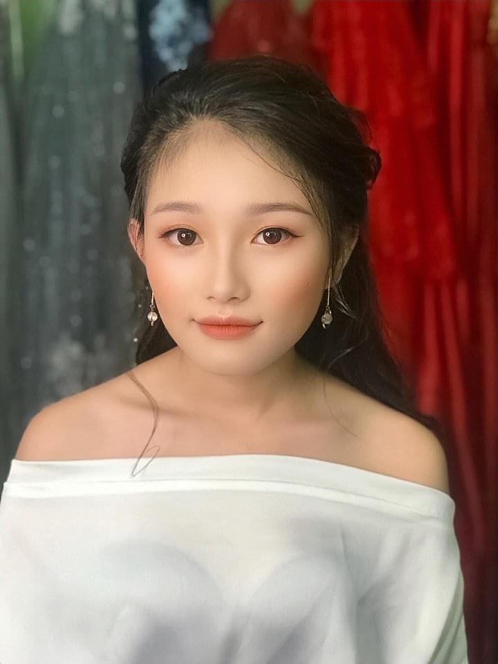 Tường Ngân makeup