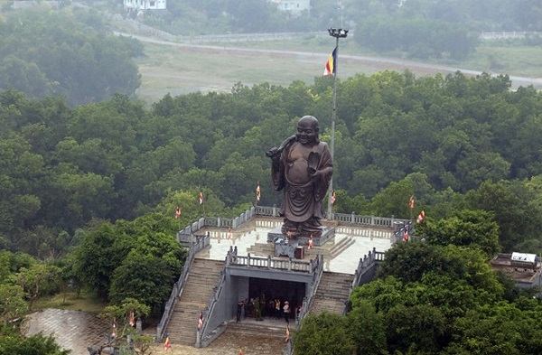 Admire the Buddha statue from above