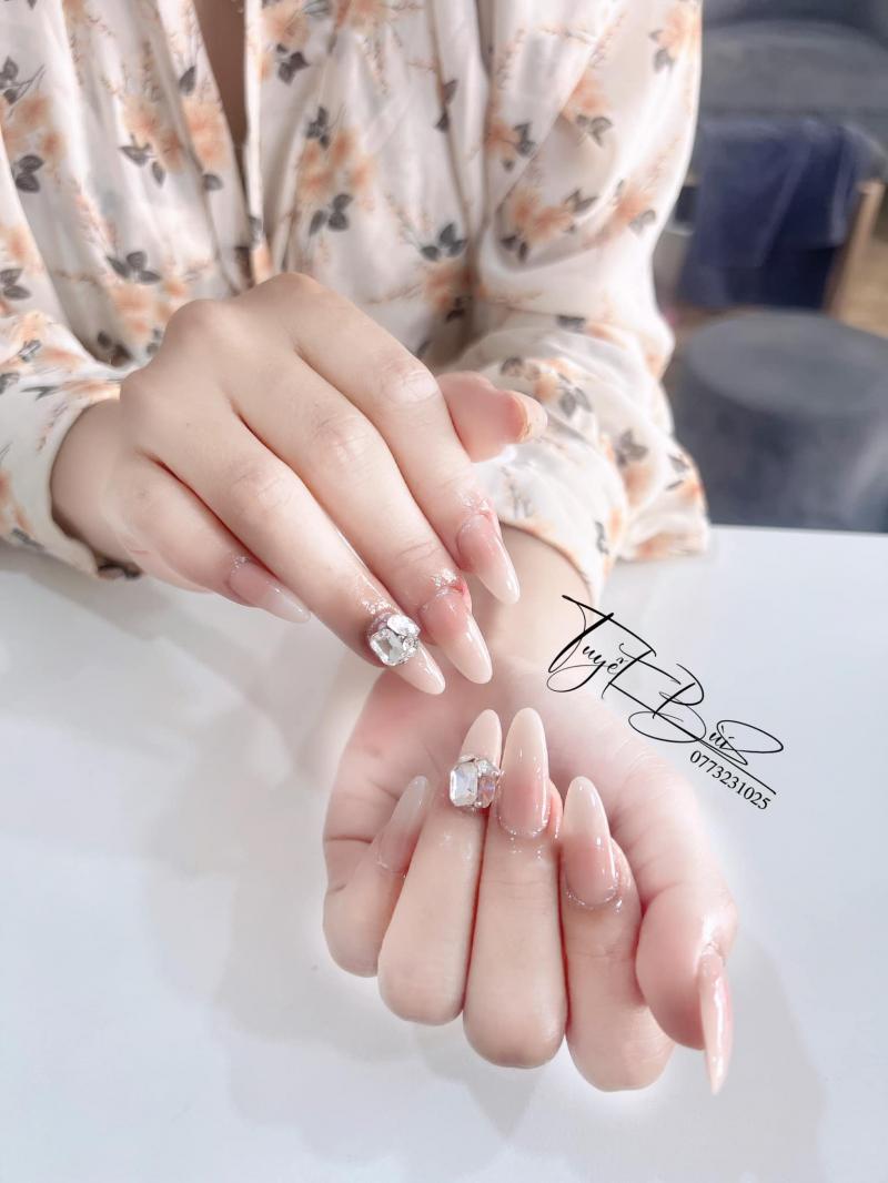 Tuyết Bùi Nail