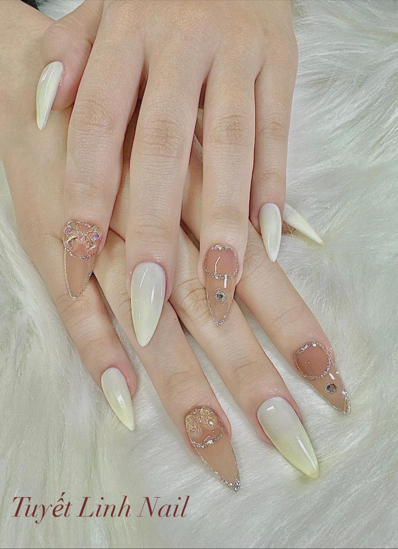 Tuyết Linh Nail