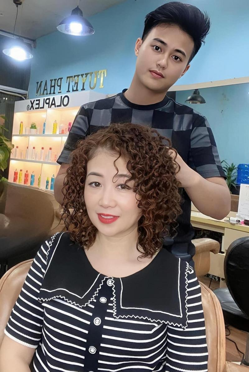 Tuyet Phan Hair Salon