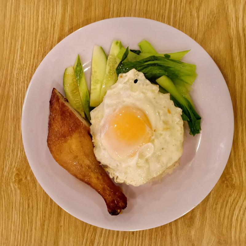 Twelve – Cơm Gà Hải Nam Singapore