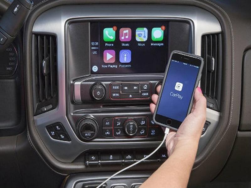 Ứng dụng Apple CarPlay và Android Auto