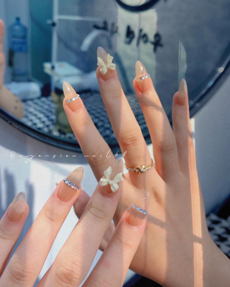 Uyên Siêu Nails