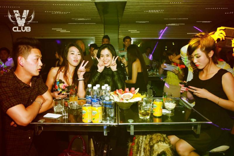 V Club Bar Đà Lạt