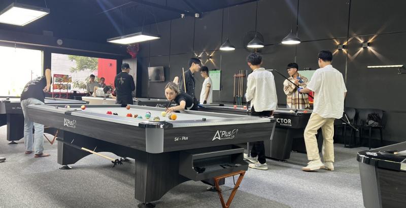 V-Station Billiards