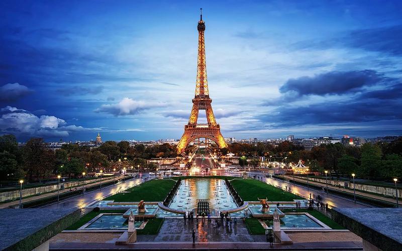 Vai trò của tháp Eiffel