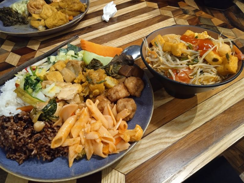 Veggie Castle - Buffet Chay Vegan Từ Sơn