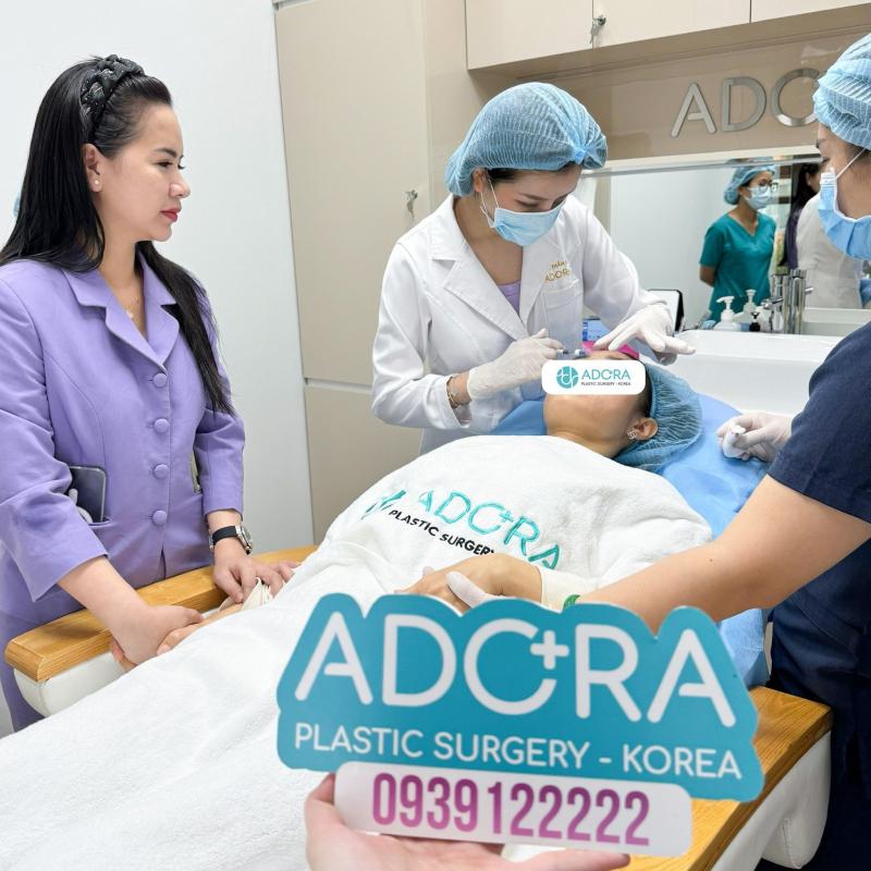 Viện thẩm mỹ ADORA