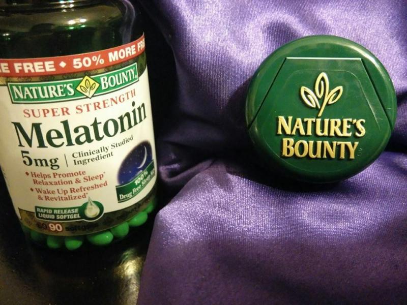 Viên uống hỗ trợ điều hoà giấc ngủ Melatonin Nature's Bounty