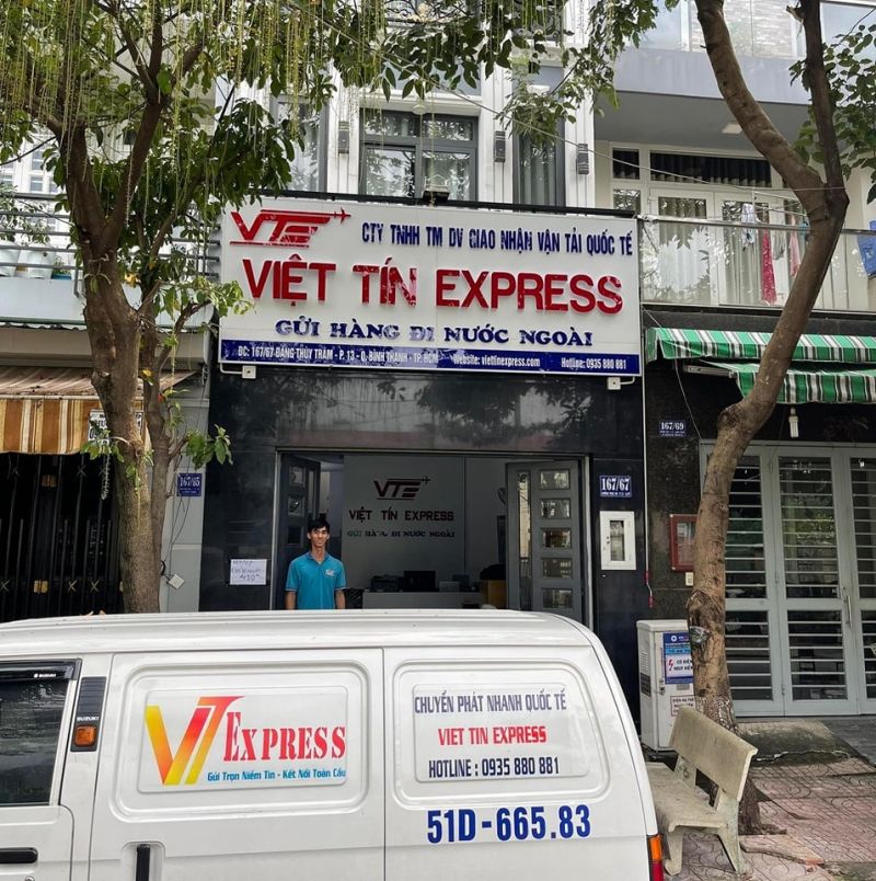 Việt Tín Express