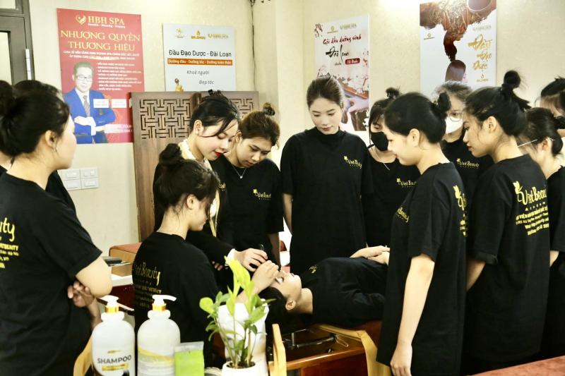 VietBeauty Academy