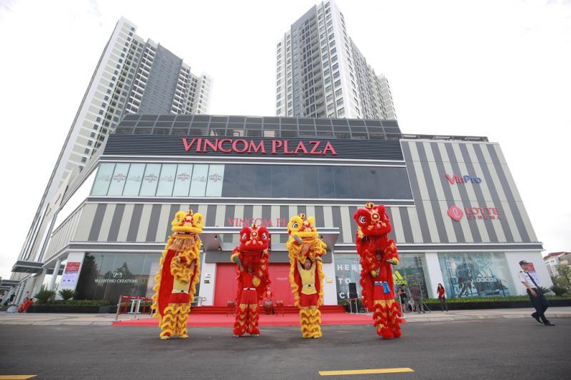 Vincom Plaza là địa điểm vui chơi Giáng sinh hợp lí