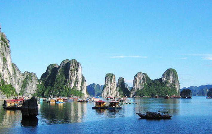 Fishing Village - Bai Tu Long Bay