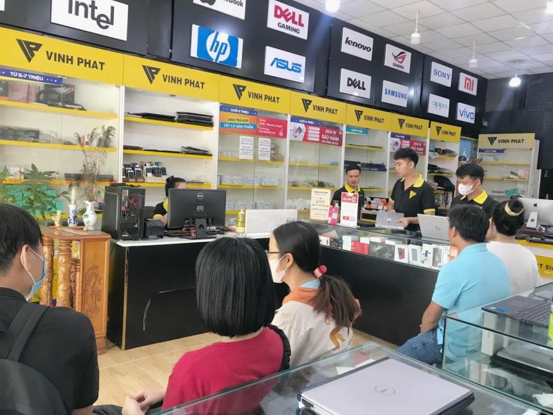 VINH PHÁT store là 1 trong những TOP 10 trung tâm sửa laptop Bình Dương uy tín hiện nay.