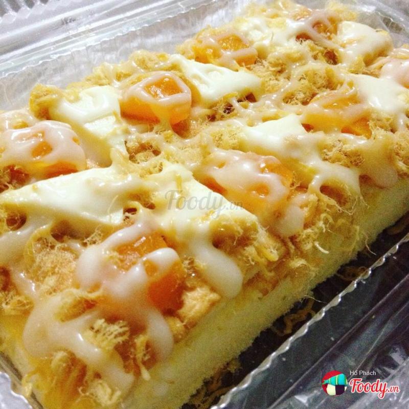 Cận cảnh hộp bánh thơm ngon của Vitamin Cake