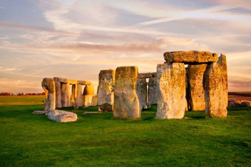 ﻿Vòng tròn đá Stonehenge được công nhận là Di sản thế giới vào năm 1986