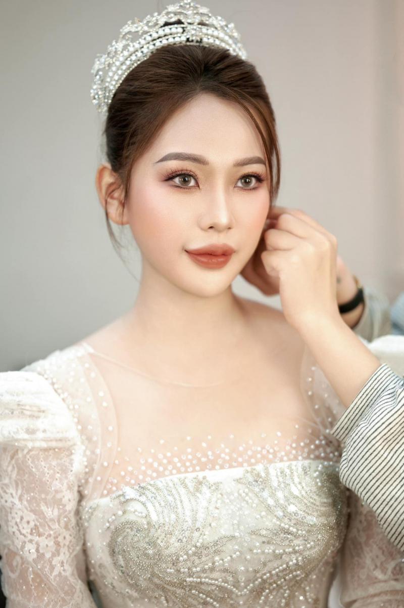 Vũ Hạnh Make Up Academy (Kyo studio)