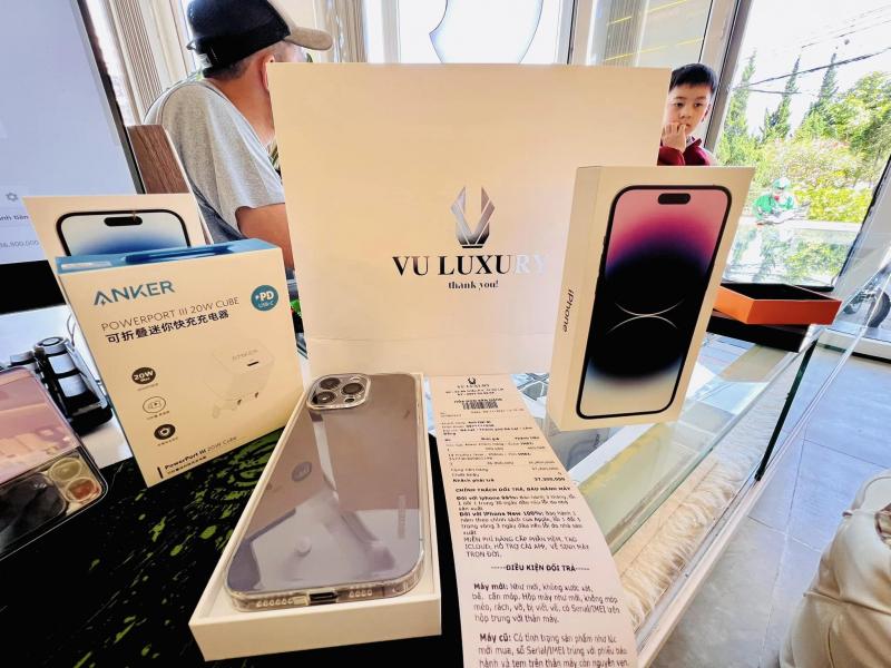 Cửa hàng Vũ Luxury Mobile Đà Lạt