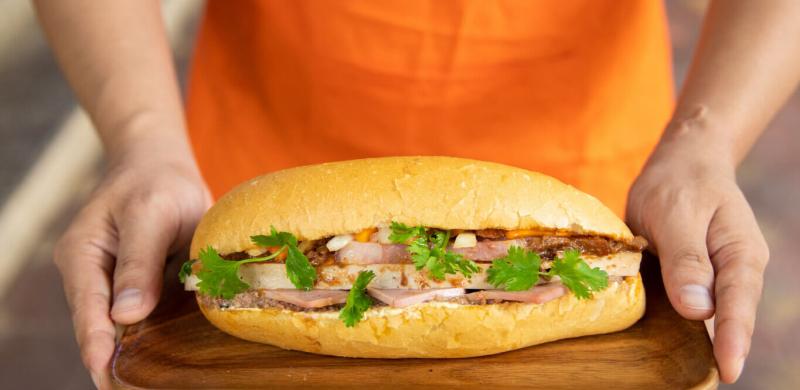 Vua Bánh Mì, Xôi & Nước Ép Hà Nội