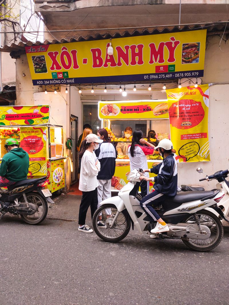 Vua Bánh Mì, Xôi & Nước Ép Hà Nội