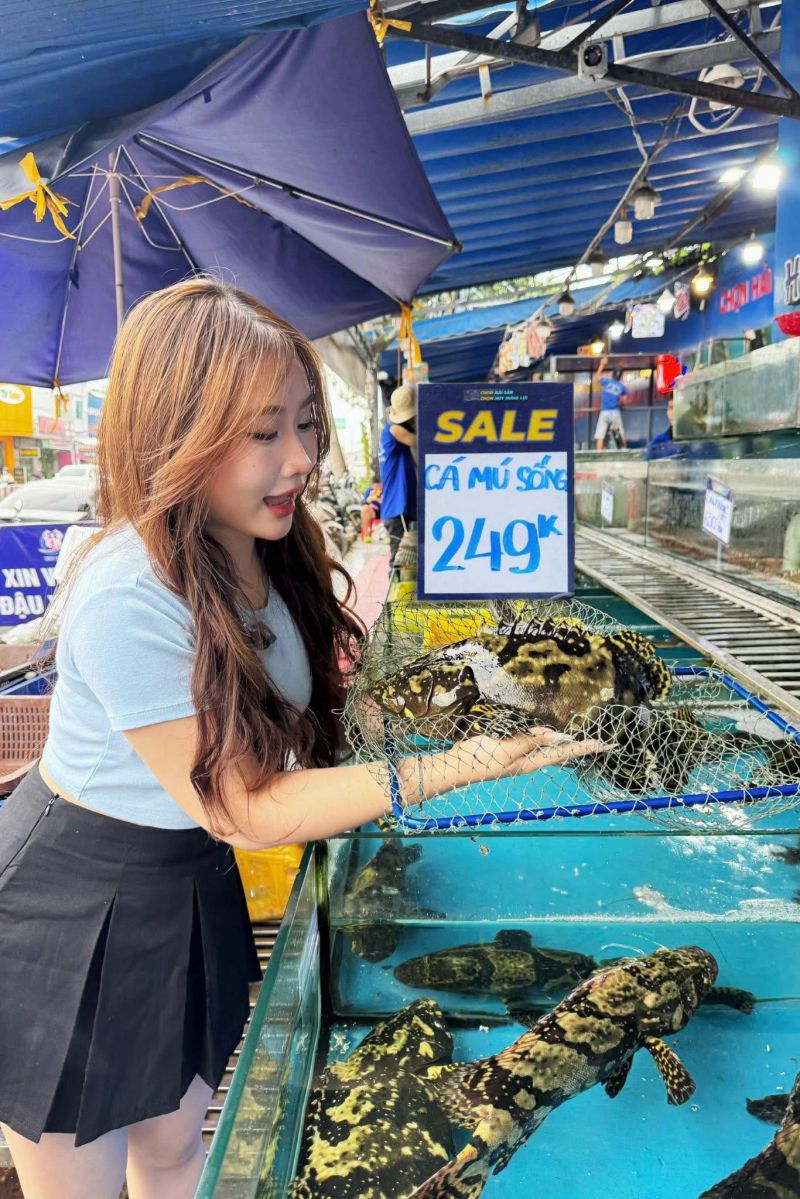 Vựa Hải Sản Huy Hưng Lợi