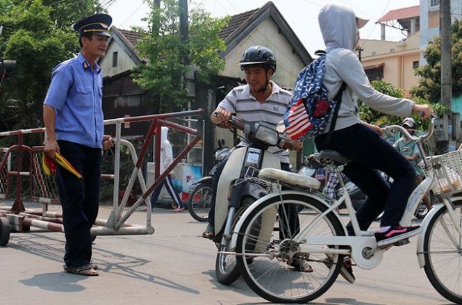 Có tín hiệu tàu đi qua vẫn còn cố ý muốn vượt