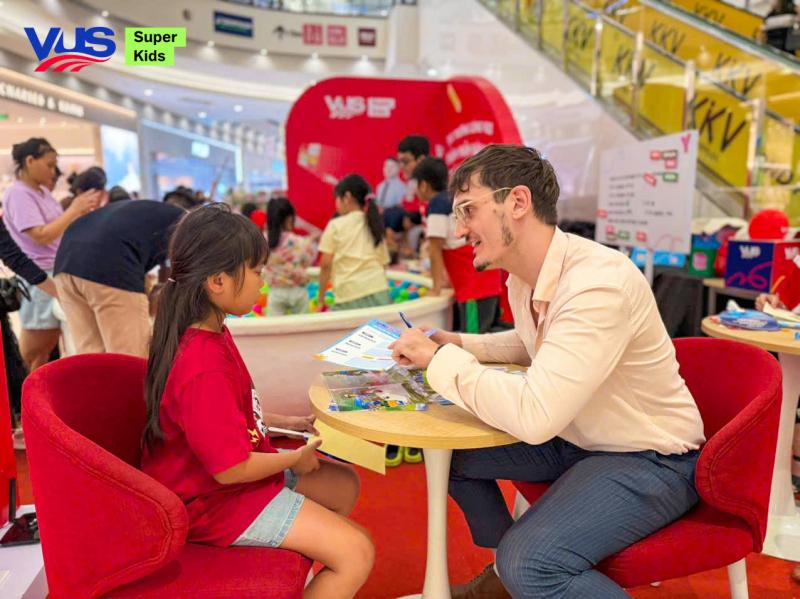 VUS - Tiếng Anh phát triển toàn diện