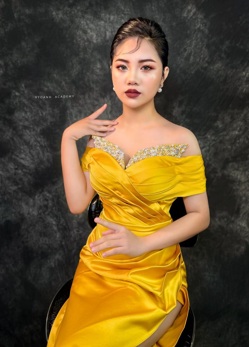 Vy Oanh Make Up - Studio - Academy