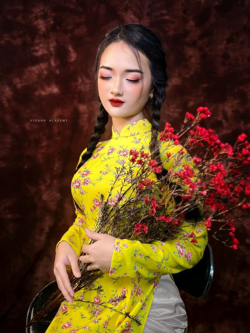 Vy Oanh Make Up - Studio - Academy