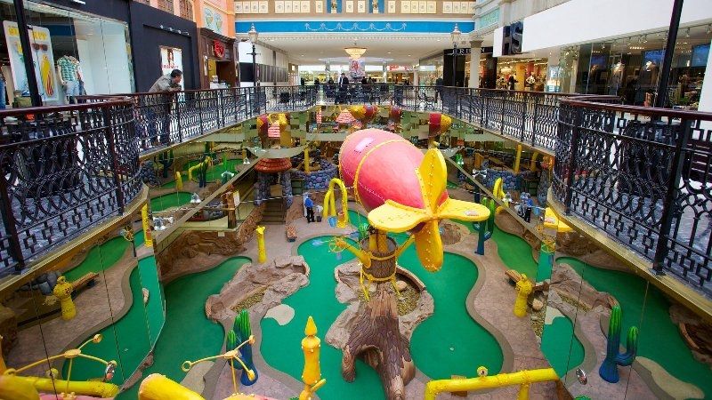 West Edmonton Mall, Canada