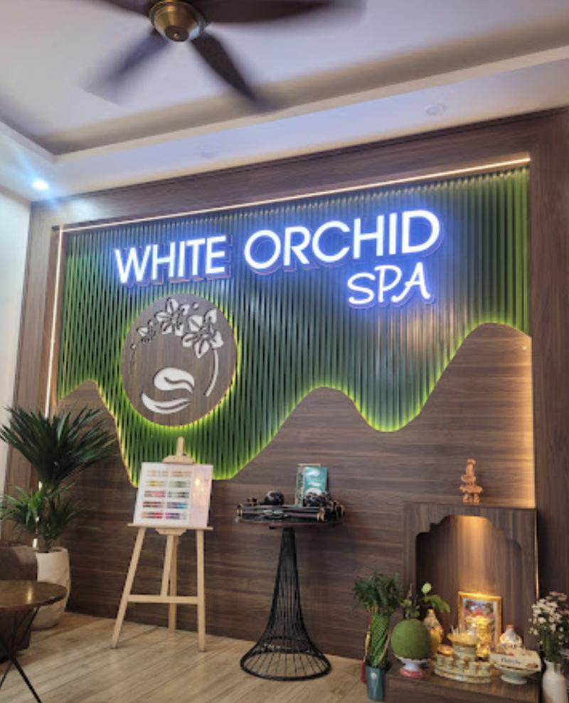 White Orchids Spa Hội An