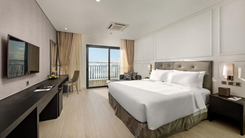 Wyndham Danang Golden Bay