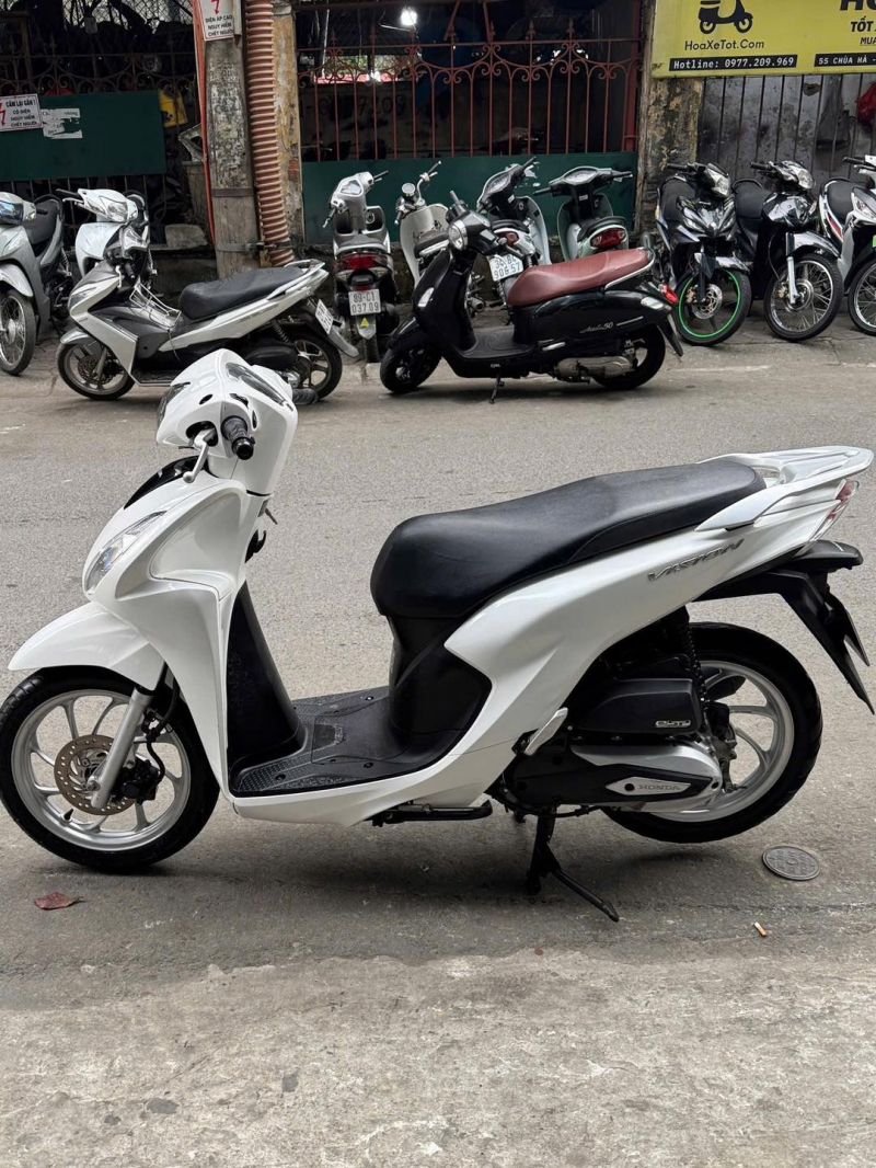 Xe máy Hoàng Kiên