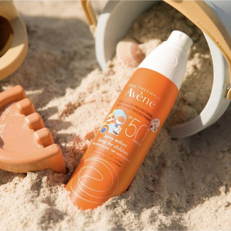 Xịt chống nắng cho bé Avene