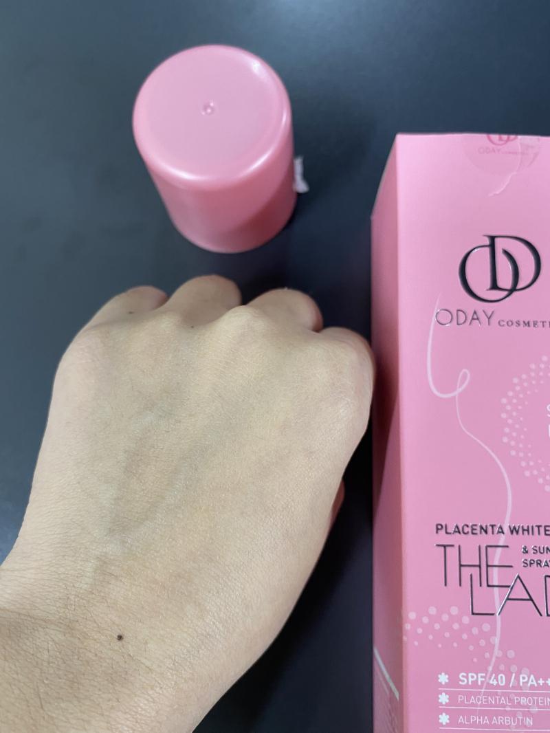 Xịt chống nắng, dưỡng trắng da The Lady - Domi Beauty