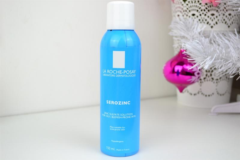 Xịt khoáng La Roche-Posay Serozinc là sản phẩm xịt khoáng dành cho da dầu và mụn